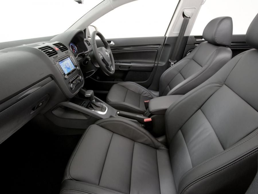  Volkswagen Jetta 2005 года  (AU) (фото 8 из 9)